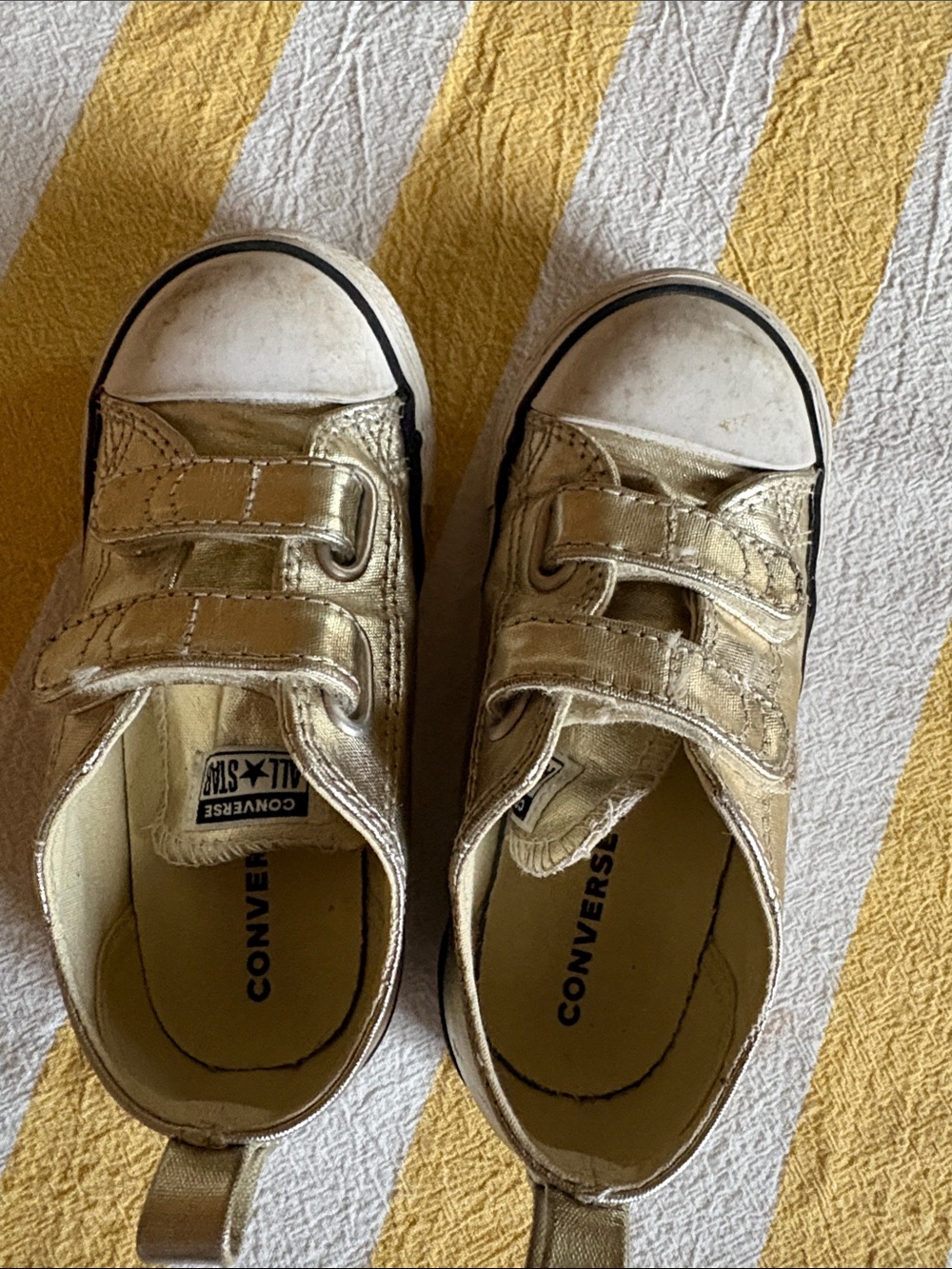 Converse Kids Metallic Gold Velcro Sneakers
